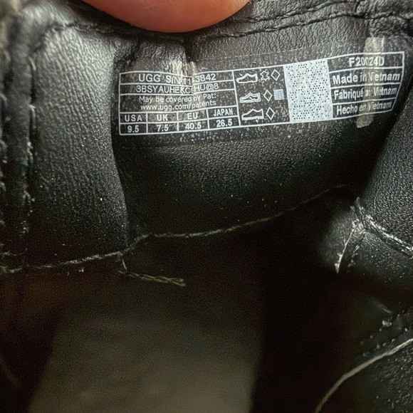 New NWOB Womens UGG Brisbane Chelsea Black Waterproof Boots Size 9.5 M - Picture 7 of 7